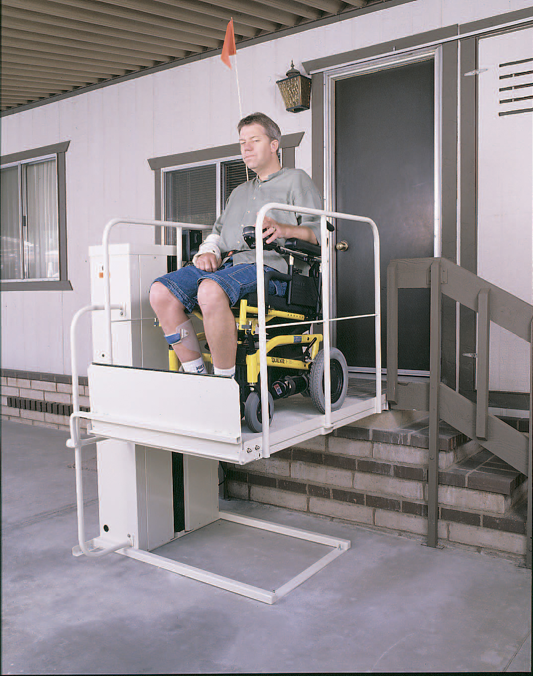 Tucson macs pl50 stair chair lift